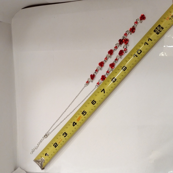 4XHP!! NWT Beautiful Blood Red Sparkling Roses Necklace & Earrings Set! - Picture 7 of 8